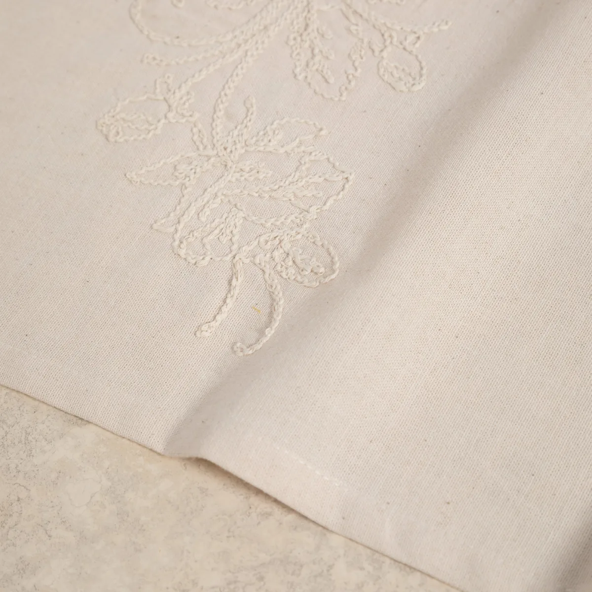 Lily İşlemeli Runner Ekru 50x130 cm